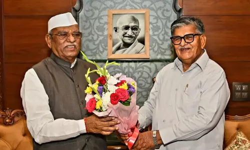 Jaipur: राज्यपाल बागडे की पंजाब के राज्यपाल कटारिया से मुलाकात