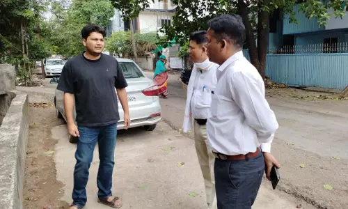 आयुक्त विश्वदीप ने इंदिरावती कॉलोनी नाले के सफाई अभियान का किया निरीक्षण