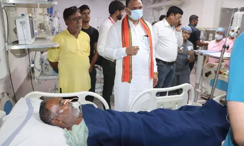 DKS हॉस्पिटल में खराब पड़े AC को 24 घंटे में ठीक करने के निर्देश