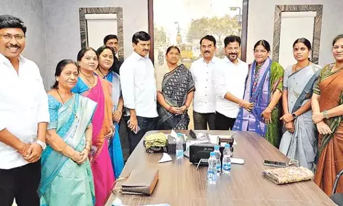 राज्य बाल अधिकार संरक्षण आयोग के सदस्यों ने CM से मुलाकात की