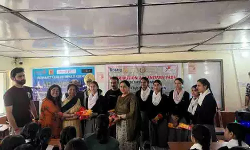 Himachal: घणाहट्टी स्कूल में सैनिटरी पैड अभियान Himachal: घणाहट्टी स्कूल में सैनिटरी पैड अभियान