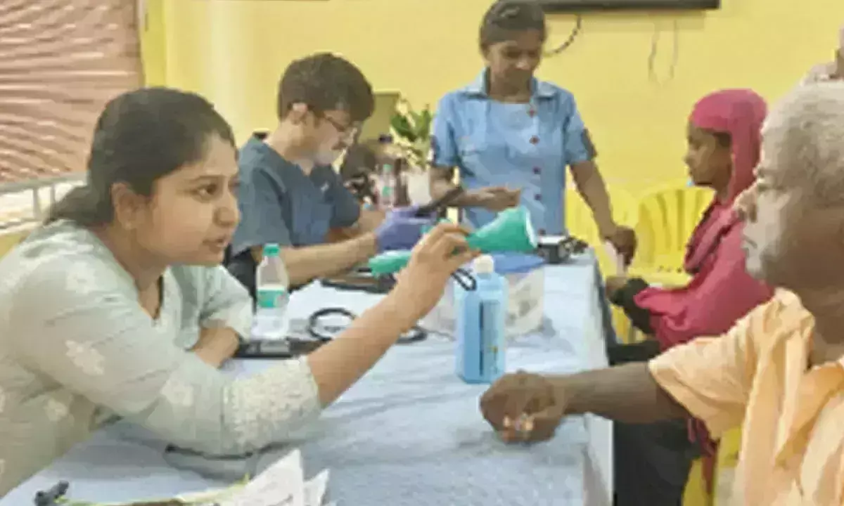Andhra: निःशुल्क नेत्र शिविर को जबरदस्त प्रतिक्रिया मिली