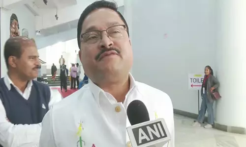 दिलीप सैकिया ने अतिवादी सांप्रदायिक टिप्पणी के लिए अखिल गोगोई को अयोग्य ठहराने की मांग की