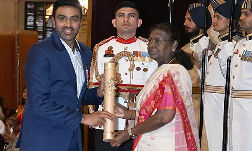 BCCI ने रविचंद्रन अश्विन को पद्म श्री मिलने पर दी बधाई BCCI ने रविचंद्रन अश्विन को पद्म श्री मिलने पर दी बधाई