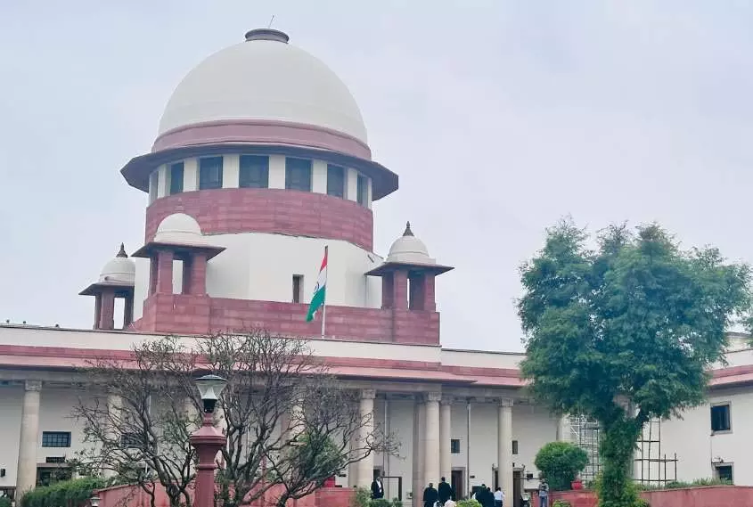 शरिया कोर्ट और दारुल कजा के फैसले को कानूनी मान्यता नहीं : सुप्रीम कोर्ट शरिया कोर्ट और दारुल कजा के फैसले को कानूनी मान्यता नहीं : सुप्रीम कोर्ट
