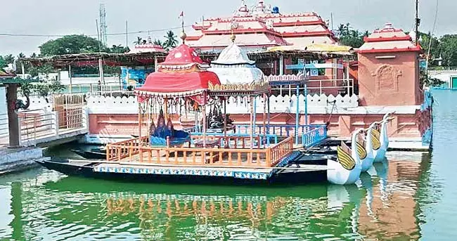 Odisha : नंदा और भद्रा, जो भगवान की सेवा के लिए तैयार Odisha : नंदा और भद्रा, जो भगवान की सेवा के लिए तैयार