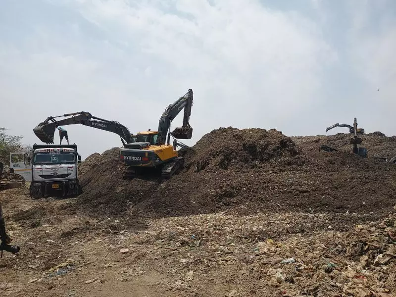 Gurugram : बंधवाड़ी में पुराने कचरे के निपटान की प्रक्रिया जून के लक्ष्य से चूकने की संभावना Gurugram : बंधवाड़ी में पुराने कचरे के निपटान की प्रक्रिया जून के लक्ष्य से चूकने की संभावना
