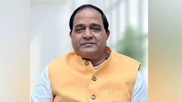 विदेशियों के राशन कार्ड रद्द किए जाएंगे: Krushna Chandra Patra विदेशियों के राशन कार्ड रद्द किए जाएंगे: Krushna Chandra Patra