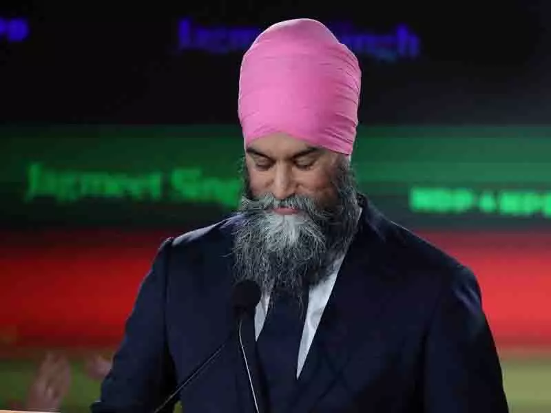 कनाडा चुनाव हारने के बाद NDP नेतृत्व से इस्तीफा देते हुए जगमीत सिंह भावुक हो गए कनाडा चुनाव हारने के बाद NDP नेतृत्व से इस्तीफा देते हुए जगमीत सिंह भावुक हो गए