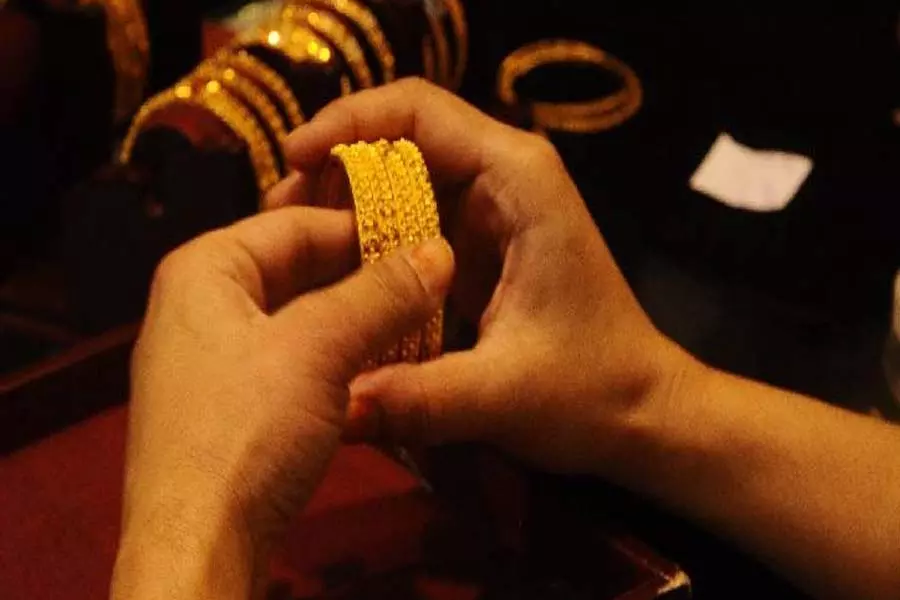 अक्षय तृतीया पर सोने की चमक: एक साल में 30 प्रतिशत से अधिक की वृद्धि अक्षय तृतीया पर सोने की चमक: एक साल में 30 प्रतिशत से अधिक की वृद्धि