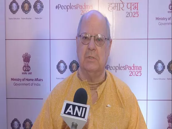 अमेरिकी लेखक स्टीफन नैप ने Padma Shri मिलने पर कहा, मैं इसके लिए बहुत आभारी हूं अमेरिकी लेखक स्टीफन नैप ने Padma Shri मिलने पर कहा, मैं इसके लिए बहुत आभारी हूं