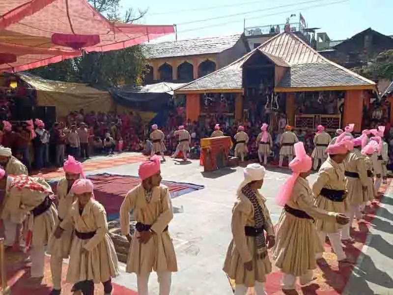 Chamba के साहो जातर मेले में समृद्ध विरासत और प्रतिभा का प्रदर्शन Chamba के साहो जातर मेले में समृद्ध विरासत और प्रतिभा का प्रदर्शन