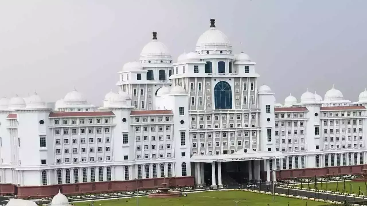 Telangana: पुलिस विंग में बड़े फेरबदल की संभावना Telangana: पुलिस विंग में बड़े फेरबदल की संभावना