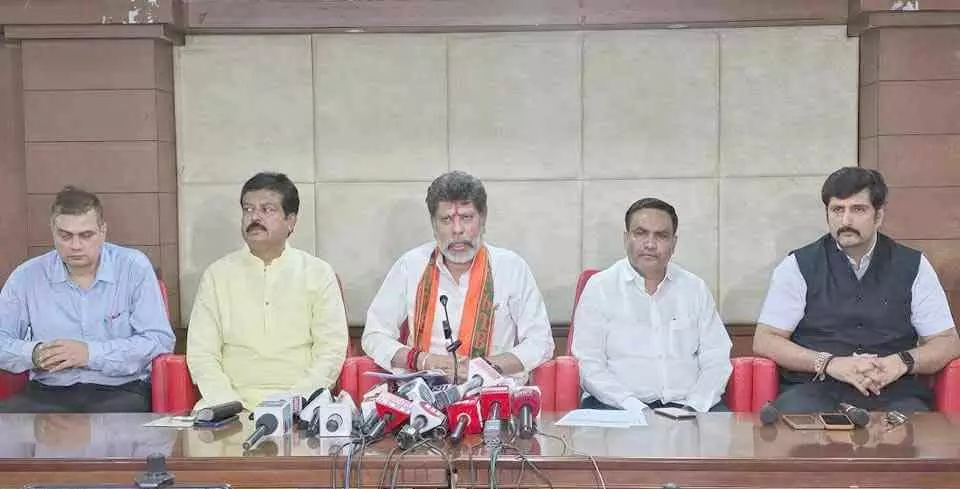 भाजपा प्रदेश अध्यक्ष किरण सिंहदेव की प्रेस कांफ्रेंस, दी अहम जानकारी भाजपा प्रदेश अध्यक्ष किरण सिंहदेव की प्रेस कांफ्रेंस, दी अहम जानकारी