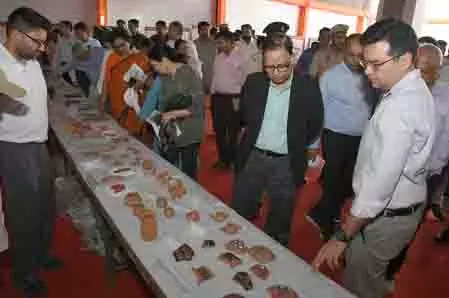वित्त पैनल के पदाधिकारियों ने Haryana के विरासत स्थल राखीगढ़ी का दौरा किया वित्त पैनल के पदाधिकारियों ने Haryana के विरासत स्थल राखीगढ़ी का दौरा किया