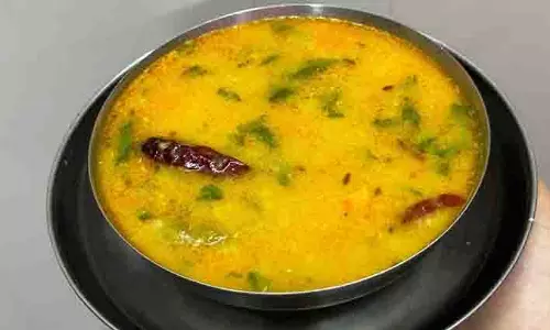 Hing Tadka Dal: स्वाद है बेमिसाल, एक बार खाने के बाद हमेशा याद रहेगी ये डिश Hing Tadka Dal: स्वाद है बेमिसाल, एक बार खाने के बाद हमेशा याद रहेगी ये डिश