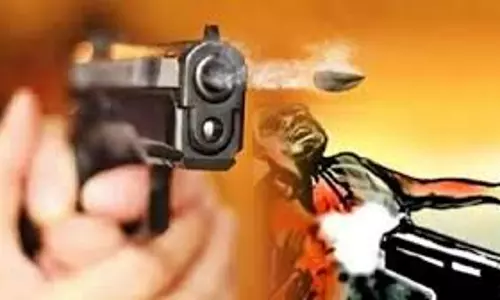 Vaishali: ससुराल में खूनी ड्रामा, युवक ने पत्नी को गोली मारकर किया जख्मी Vaishali: ससुराल में खूनी ड्रामा, युवक ने पत्नी को गोली मारकर किया जख्मी