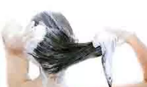धर्म: जानिए महिलाओं को किस दिन धोने चाहिए बाल धर्म: जानिए महिलाओं को किस दिन धोने चाहिए बाल