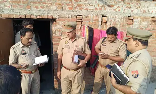 छत पर सो रही युवती को उतारा मौत के घाट, एकतरफा प्यार में वारदात