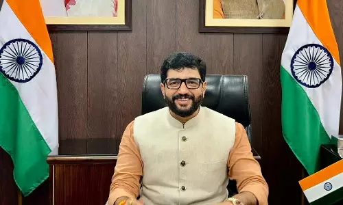 पुणे मेट्रो को लोहेगांव हवाई अड्डे से जोड़ा जाएगा : राज्य मंत्री मुरलीधर मोहोल पुणे मेट्रो को लोहेगांव हवाई अड्डे से जोड़ा जाएगा : राज्य मंत्री मुरलीधर मोहोल