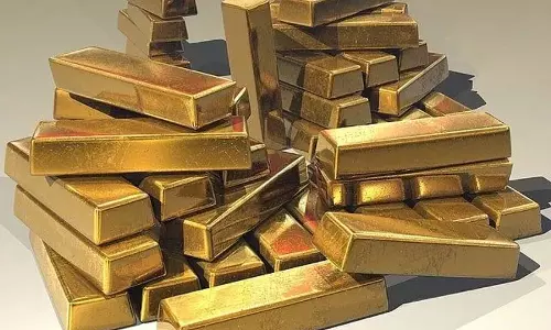 अमेरिका-चीन व्यापार आशावाद से सोना ₹1,000 गिरकर ₹98,400 प्रति 10 ग्राम पहुंचा अमेरिका-चीन व्यापार आशावाद से सोना ₹1,000 गिरकर ₹98,400 प्रति 10 ग्राम पहुंचा