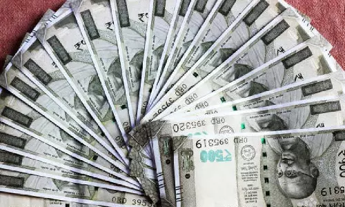 Alipurduar में नकली नोट के दो मामलों में तीन लोगों को हिरासत में लिया गया Alipurduar में नकली नोट के दो मामलों में तीन लोगों को हिरासत में लिया गया