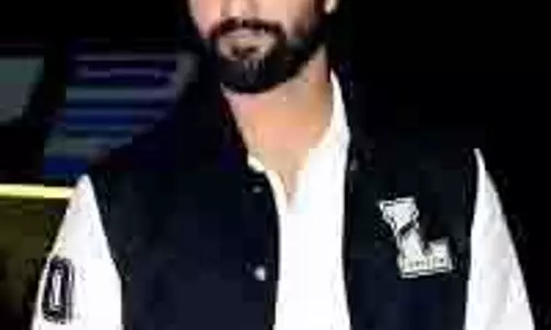 Vicky Kaushal: वास्तविक किरदारों में विक्की कौशल का जलवा बरकरार Vicky Kaushal: वास्तविक किरदारों में विक्की कौशल का जलवा बरकरार