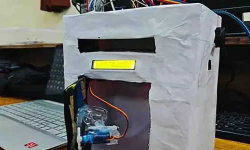 LPU की टीम ने डाक मेल को संभालने के लिए स्मार्ट बॉक्स विकसित किया