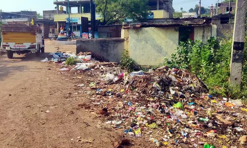 बुनियादी सुविधाओं से वंचित असंगी गांव बुनियादी सुविधाओं से वंचित असंगी गांव