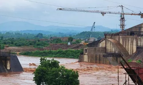 पुरानी तकनीकी खामी से बैतरणी नदी का निचला हिस्सा सूखाग्रस्त पुरानी तकनीकी खामी से बैतरणी नदी का निचला हिस्सा सूखाग्रस्त