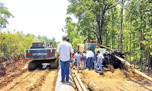 Keonjhar के ट्रक चालकों ने स्लरी पाइप के माध्यम से अयस्क परिवहन का विरोध किया