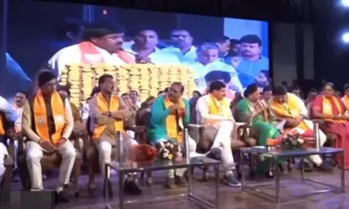 MP CM: वसुंधरा राजे इंदौर में भाजपा के अंबेडकर श्रद्धांजलि समारोह में शामिल हुए MP CM: वसुंधरा राजे इंदौर में भाजपा के अंबेडकर श्रद्धांजलि समारोह में शामिल हुए