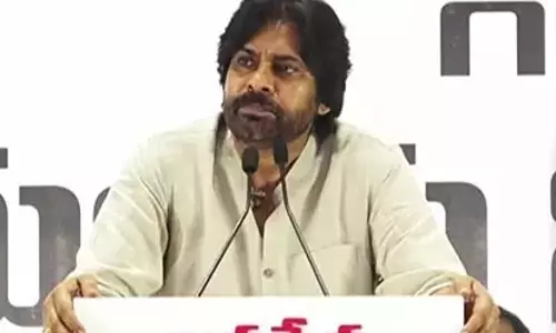 Pawan Kalyan ने छद्म धर्मनिरपेक्षतावादियों की आलोचना की