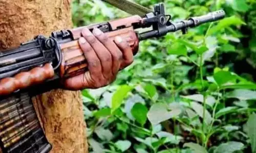 ASR जिले में पुलिस और माओवादियों के बीच गोलीबारी