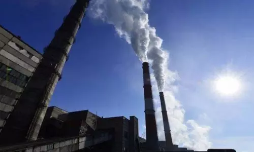 मार्च में IIP वृद्धि मामूली बढ़कर 3%, वित्त वर्ष 2025 में घटकर 4% रहने का अनुमान
