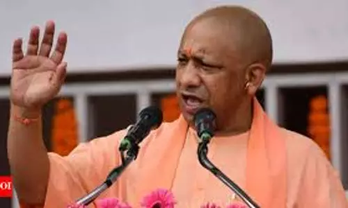 Deoria: सीएम योगी ने 676 करोड़ की योजनाओं का शिलान्यास किया, अखिलेश यादव पर तंज