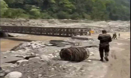SP Mangan ने लगातार बारिश के मद्देनजर 30 अप्रैल से पर्यटकों की आवाजाही के लिए नया समय जारी किया