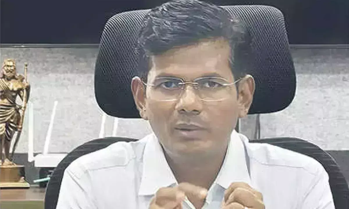 Andhra: अतिक्रमित सरकारी भूमि की पहचान के लिए सर्वेक्षण का आदेश Andhra: अतिक्रमित सरकारी भूमि की पहचान के लिए सर्वेक्षण का आदेश