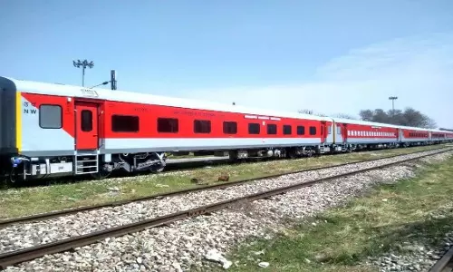 Dhanbad-Kolhapur ट्रेन में अब LHB कोच, यात्रियों को मिलेगा आराम