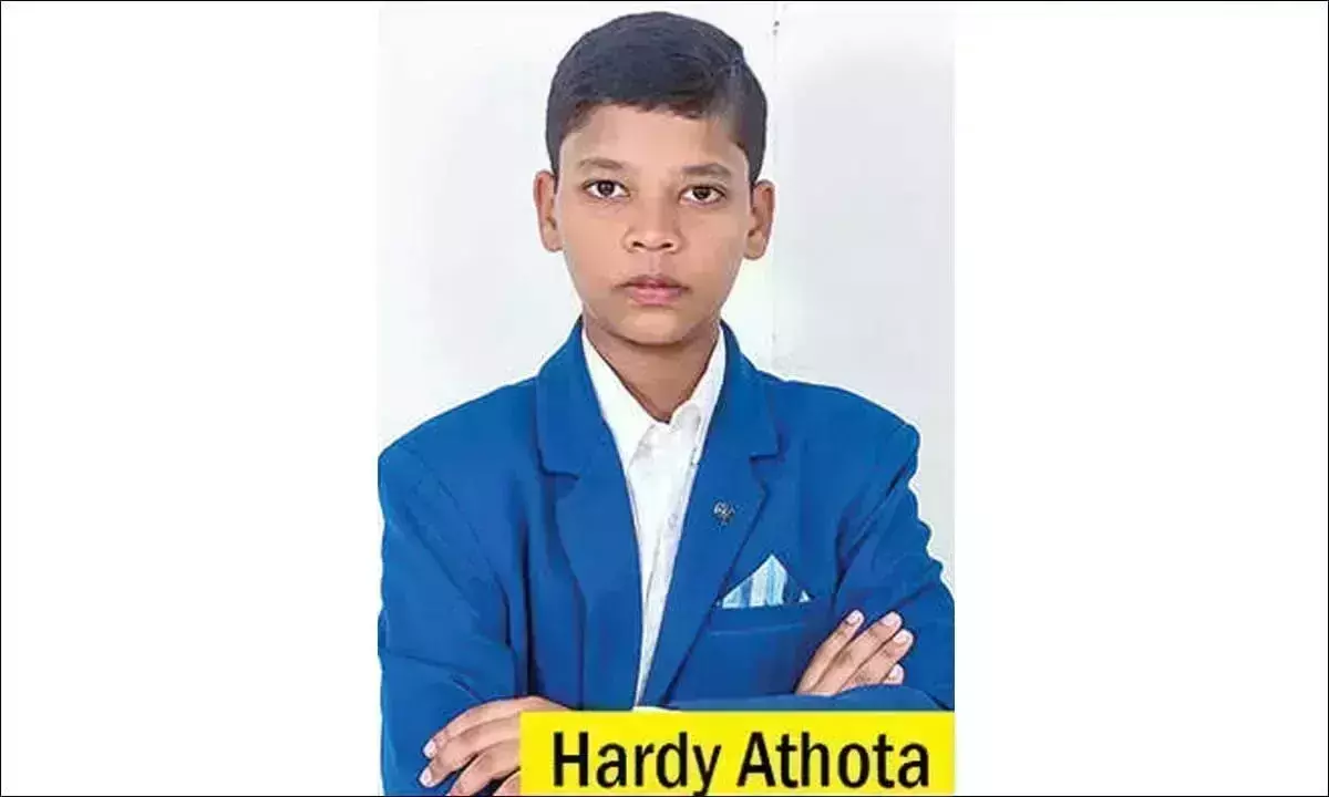 Andhra: हार्डी एथोटा ने मास्टर स्पेलर राष्ट्रीय पुरस्कार जीता