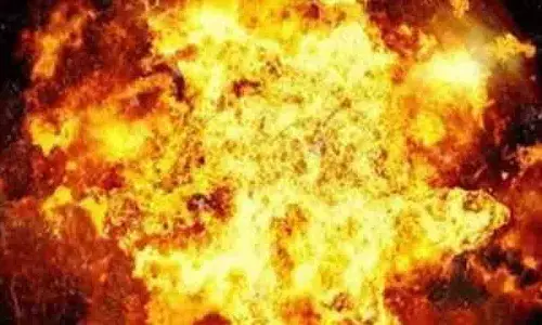 Bhongir में विस्फोट से विस्फोटक फैक्ट्री क्षतिग्रस्त Bhongir में विस्फोट से विस्फोटक फैक्ट्री क्षतिग्रस्त