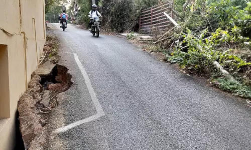 मानसून का मौसम नजदीक आने के कारण Mapusa में क्षतिग्रस्त सड़कों की मरम्मत का इंतजार