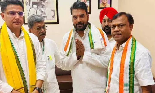 नेता प्रतिपक्ष को लेकर जबरदस्त खींचतान