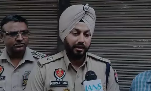 बाजार में दिनदहाड़े गोलीबारी, युवक की हत्या बाजार में दिनदहाड़े गोलीबारी, युवक की हत्या
