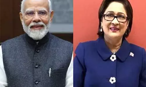 PM Modi ने त्रिनिदाद और टोबैगो चुनाव में जीत पर कमला प्रसाद-बिसेसर को दी बधाई PM Modi ने त्रिनिदाद और टोबैगो चुनाव में जीत पर कमला प्रसाद-बिसेसर को दी बधाई