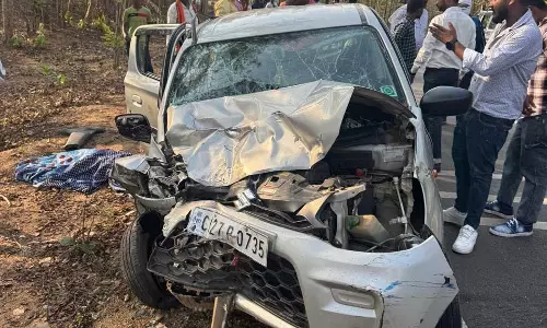 9 घायल एक की मौत, पिकअप और कार भिड़े, परिजनों में मच गया कोहराम 9 घायल एक की मौत, पिकअप और कार भिड़े, परिजनों में मच गया कोहराम