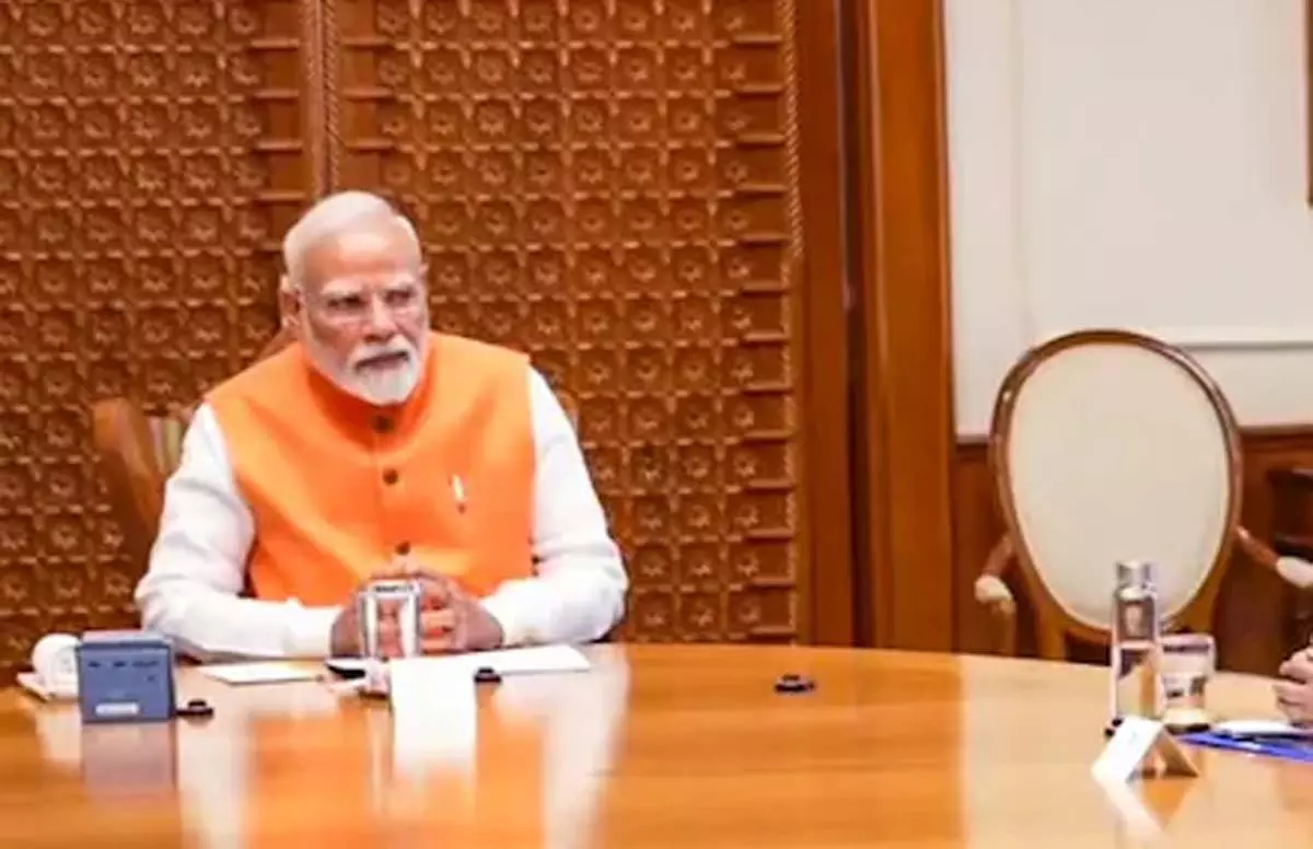 CCS की बैठक कुछ देर में लेने वाले है PM मोदी, हमले के डर से थम रही पाकिस्तान की सांसे CCS की बैठक कुछ देर में लेने वाले है PM मोदी, हमले के डर से थम रही पाकिस्तान की सांसे
