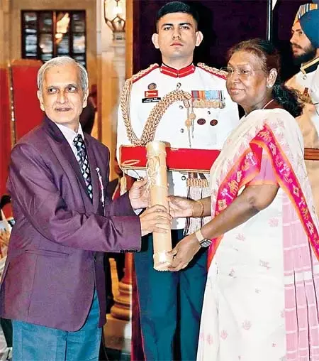 Odisha : तीन विभूतियों को पद्म पुरस्कार से सम्मानित किया गया Odisha : तीन विभूतियों को पद्म पुरस्कार से सम्मानित किया गया