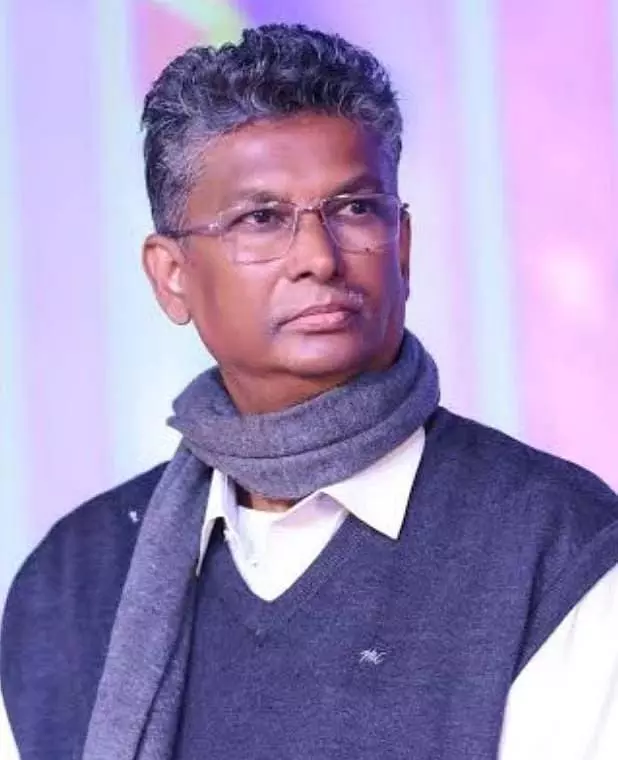 हम कल युद्ध नहीं लड़ना चाहते: Satish Jarkiholi हम कल युद्ध नहीं लड़ना चाहते: Satish Jarkiholi
