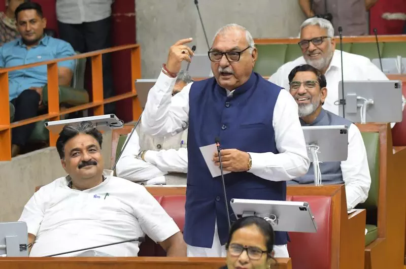 Haryana : हुड्डा ने सरकार पर राज्य की भर्तियों में बाहरी लोगों को तरजीह देने का आरोप Haryana : हुड्डा ने सरकार पर राज्य की भर्तियों में बाहरी लोगों को तरजीह देने का आरोप